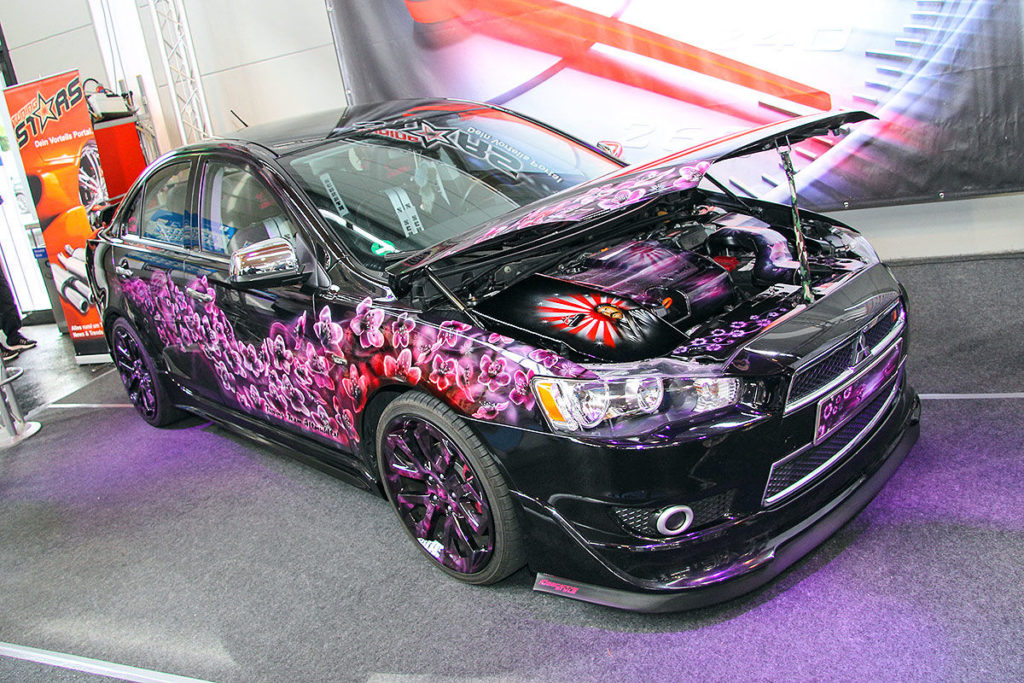 Miss Tuning на выставке Tuning World Bodensee