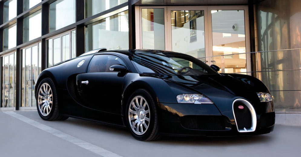 Замена масла Bugatti Veyron