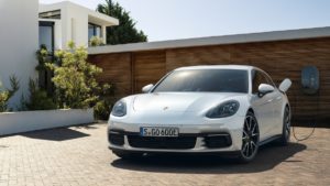 2018 Porsche Panamera 4 E Hybrid Sport Turismo 2