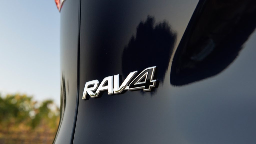 Toyota RAV4 2019. Фотогалерея.