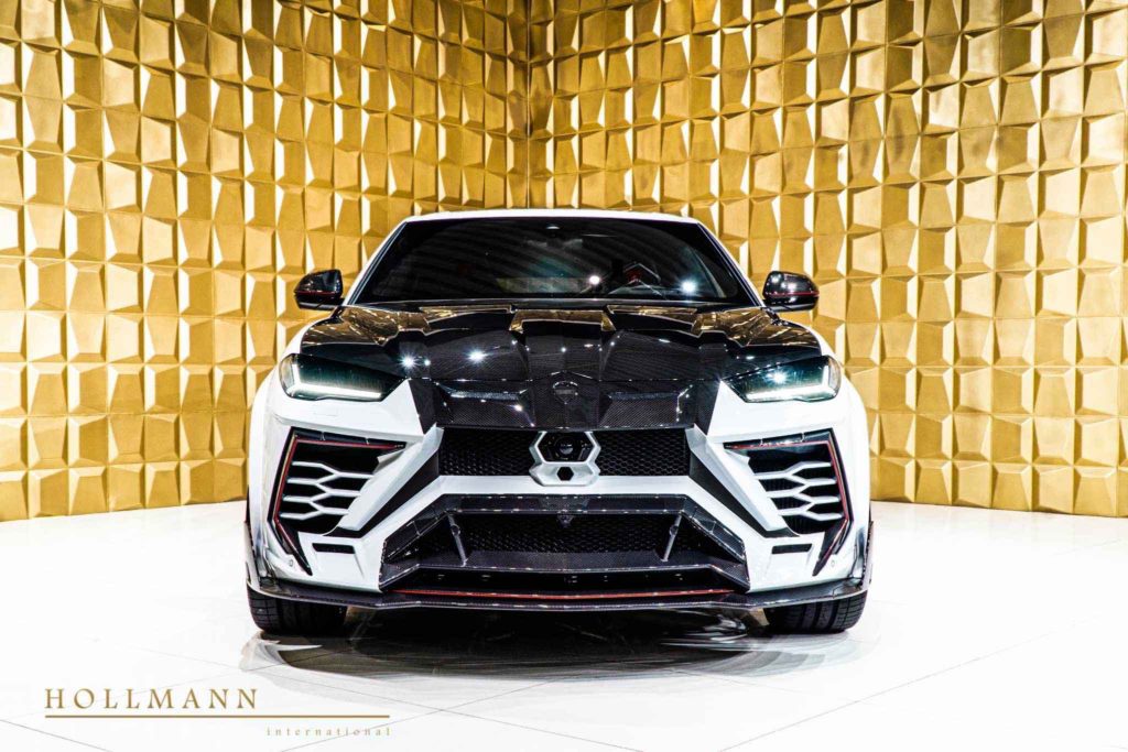 Lamborghini Urus с эпатажным обвесом Mansory Venatus