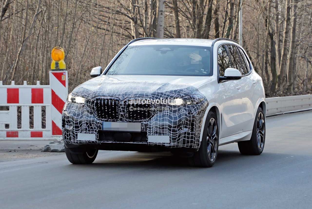 Новый BMW 5-Series 2023 года: легендарная «пятерка» уже в России с другими возможностями